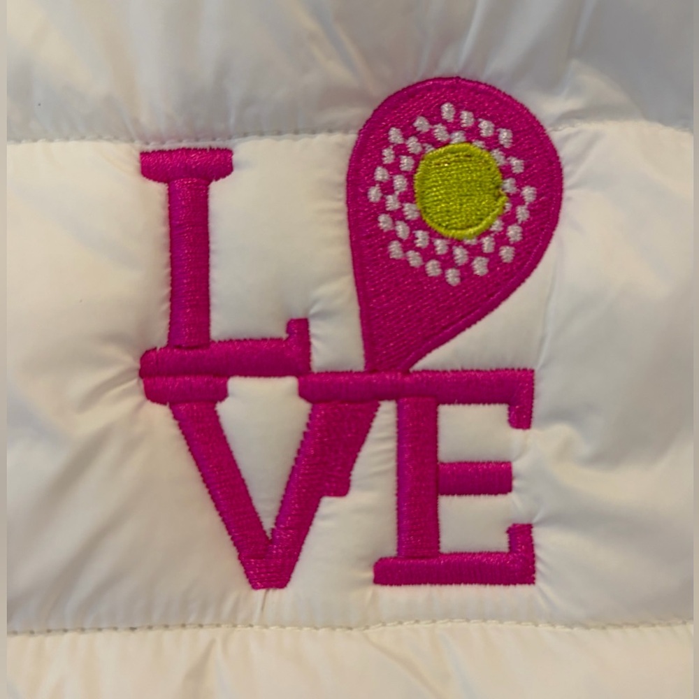 32 Degrees Tennis Custom LOVE White Sleeveless Puffer Vest Large Zipped Pockets - Picture 12 of 14